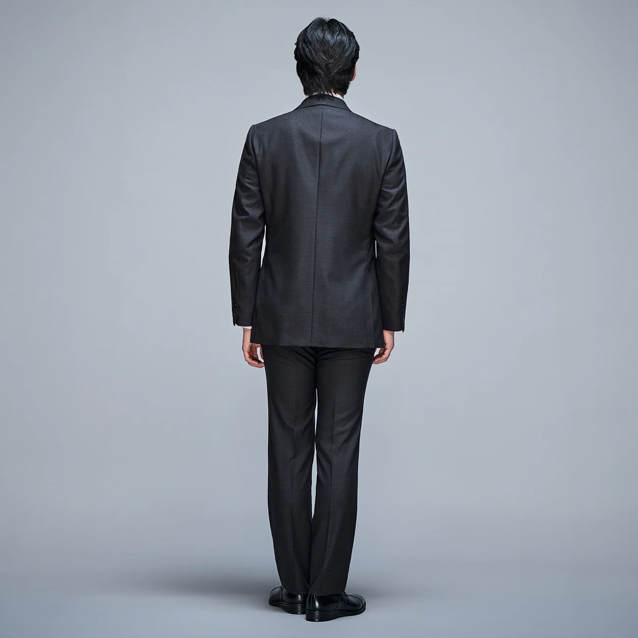 Golden Prestige Line Solid Suit - Charcoal Gray - Image 5