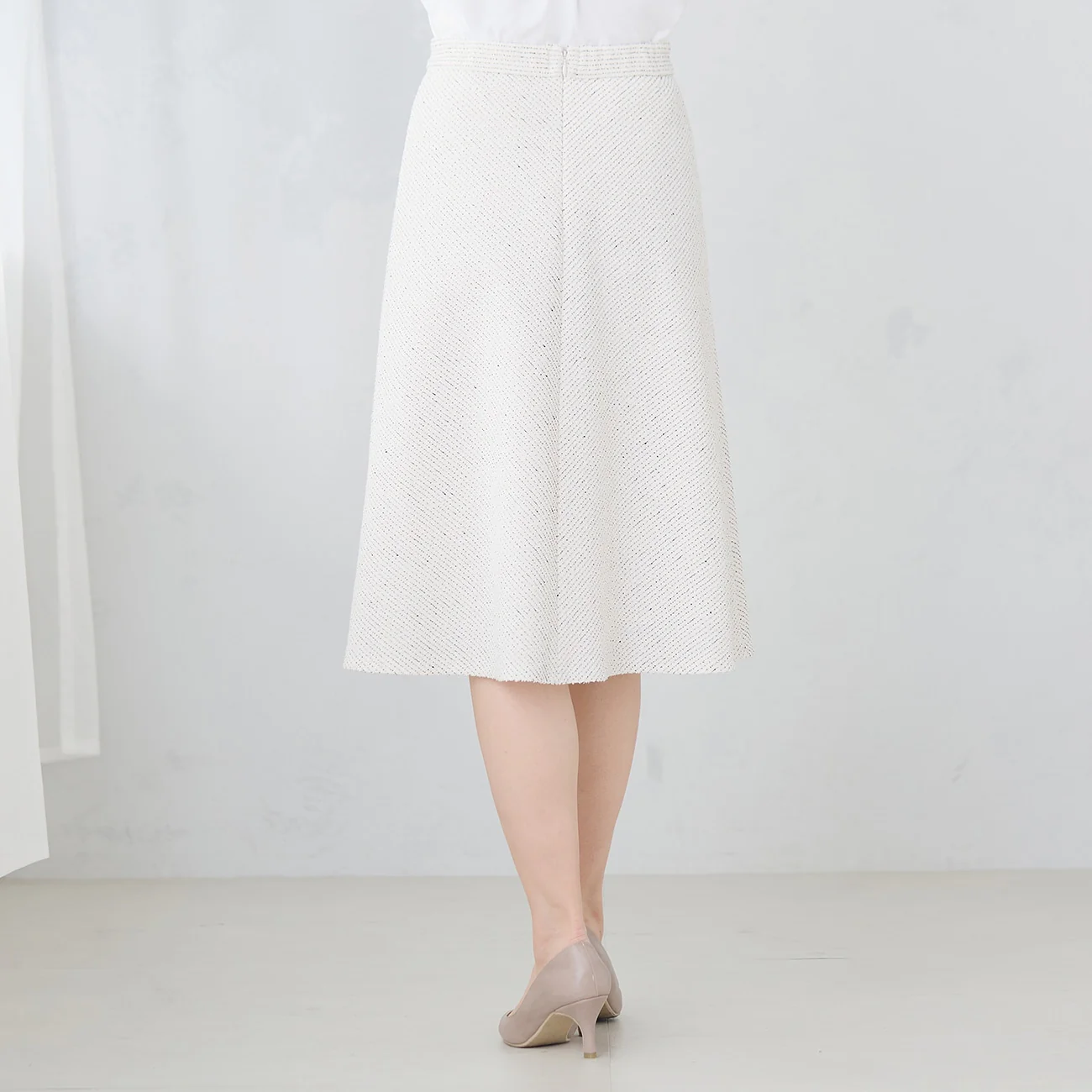 Knit Tweed Flare Skirt - Off White - Image 14
