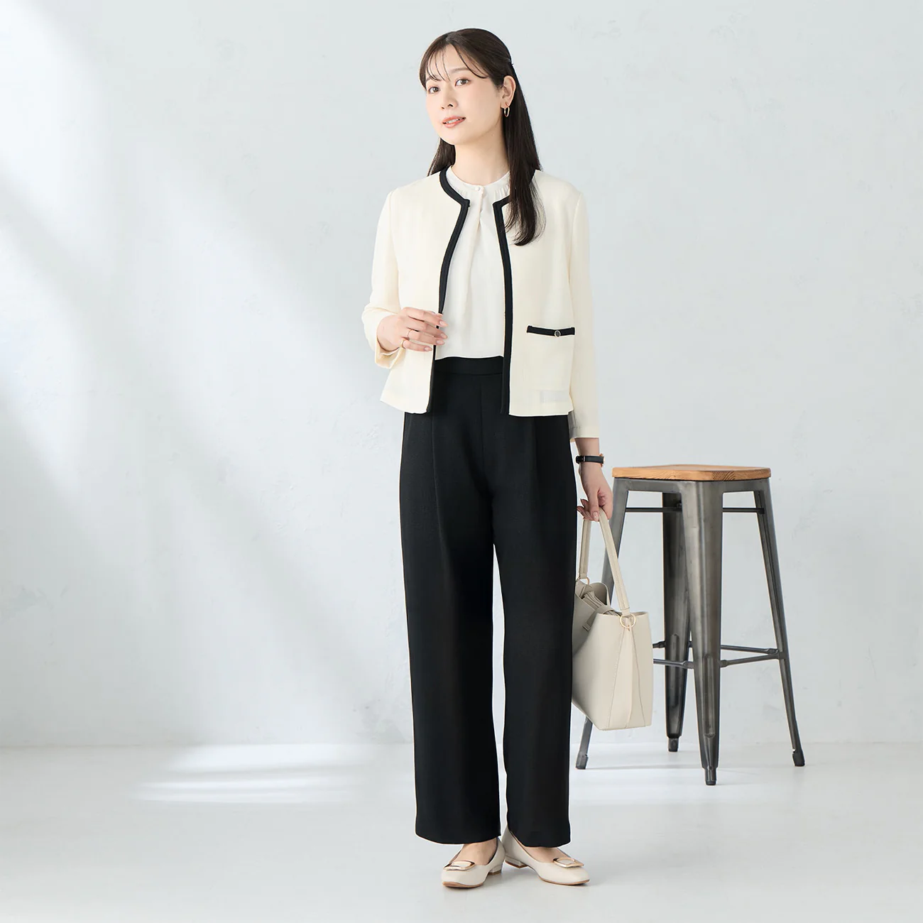 TRICKER Leno Weave Single-Pleated Wide Pants - Black - Image 2