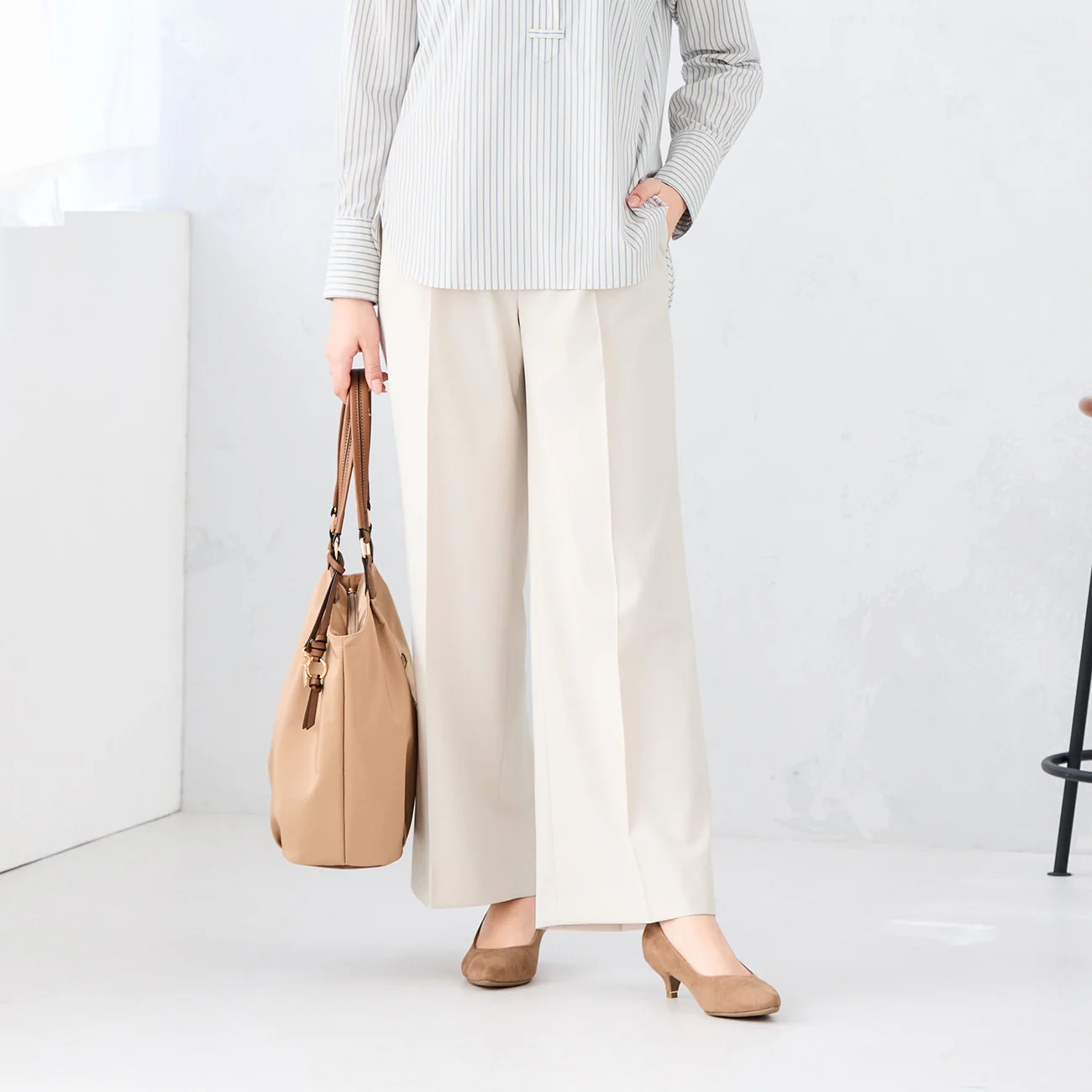 Stretch Bright Twill Wide Pants - Off White