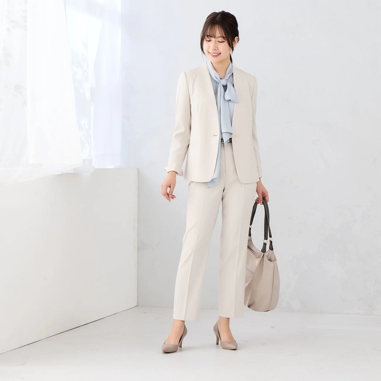 Stretch Bright Twill Straight Pants - Off White - Image 4