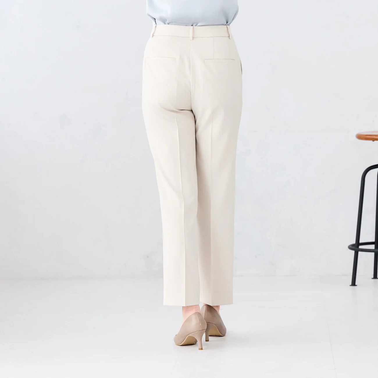 Stretch Bright Twill Straight Pants - Off White - Image 6