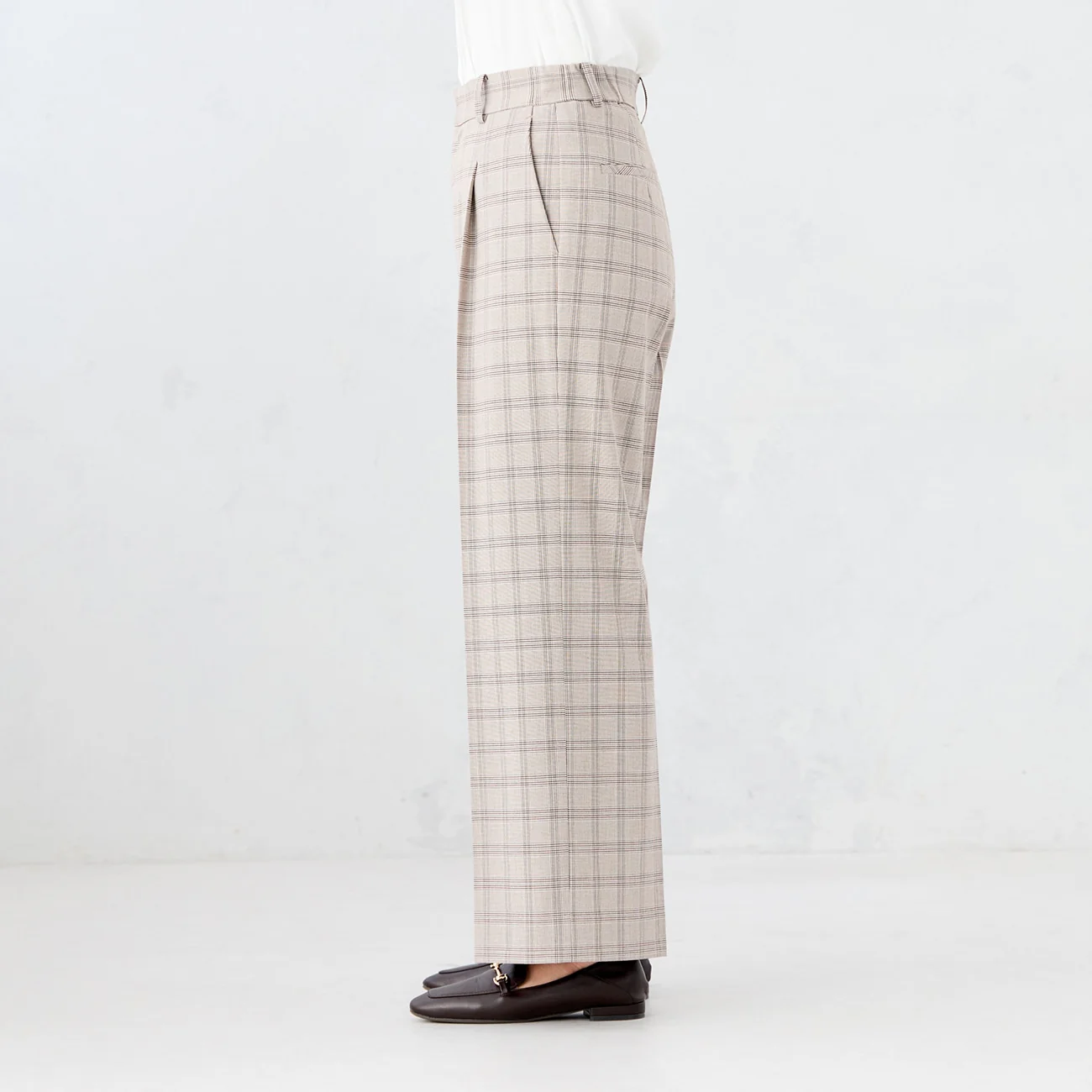 Check Wide Pants - Gray Beige - Image 4
