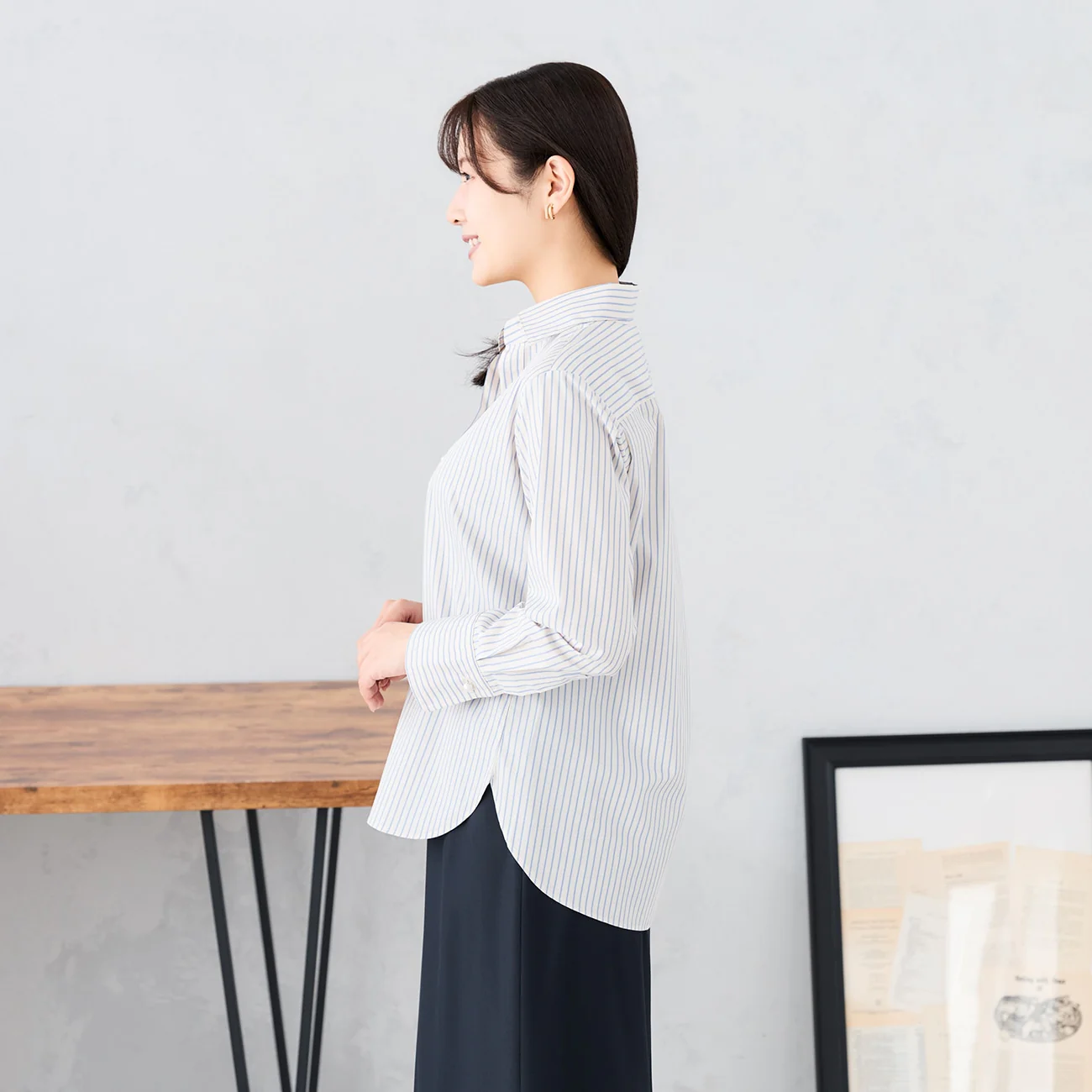 Skipper Collar Shirt with Pearls - Beige - Image 5