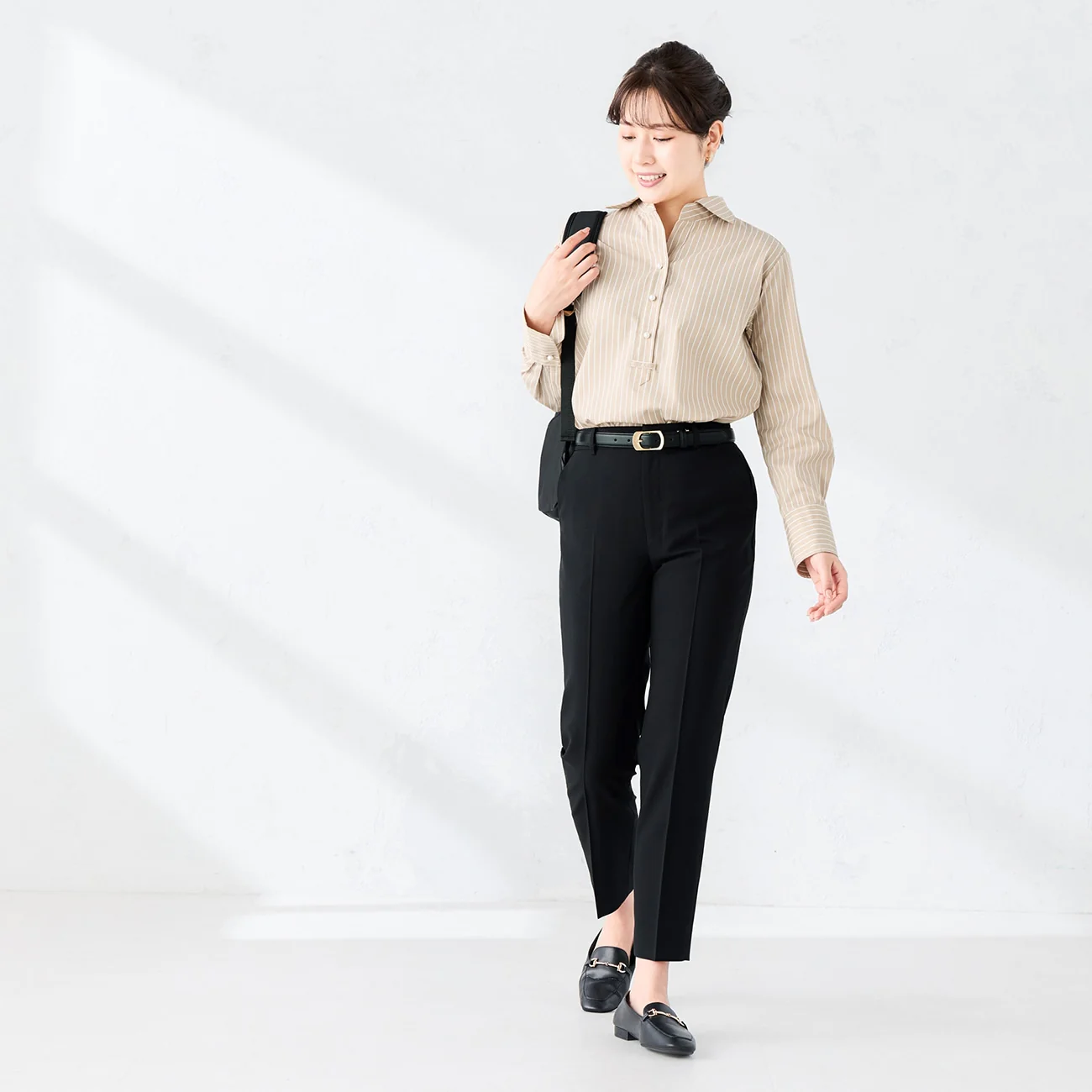 Skipper Collar Shirt with Pearls - Brown - Image 3