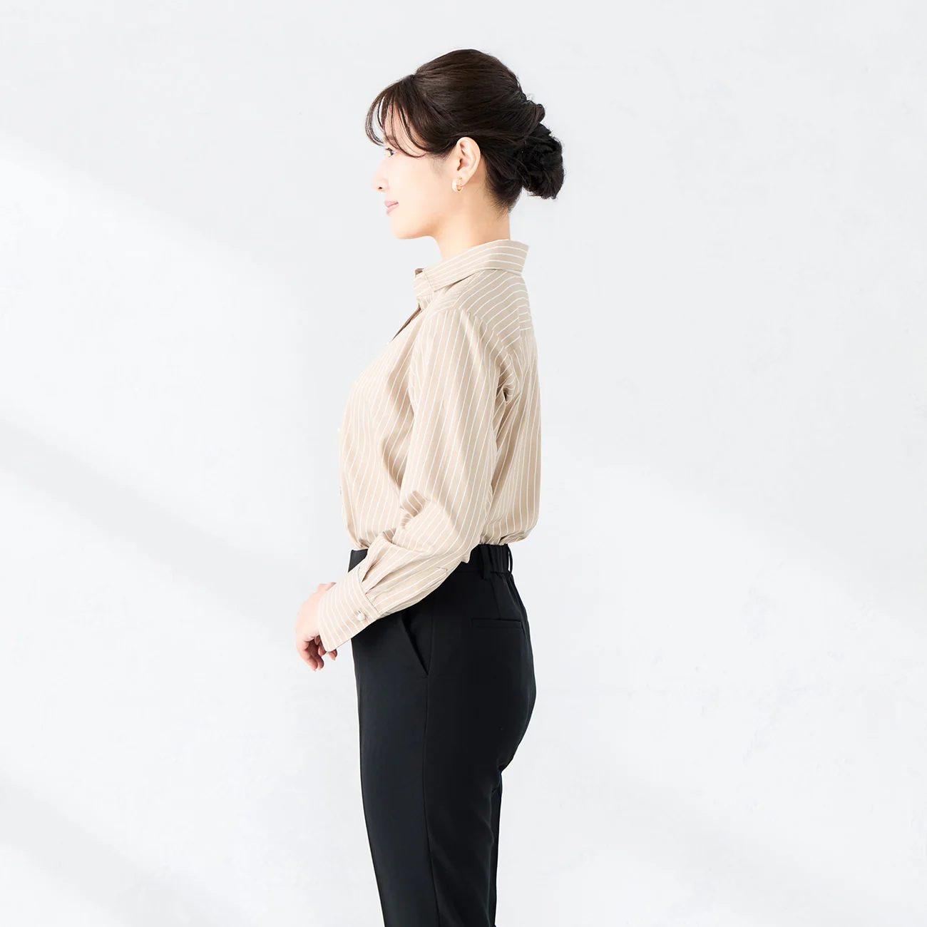 Skipper Collar Shirt with Pearls - Brown - Image 4
