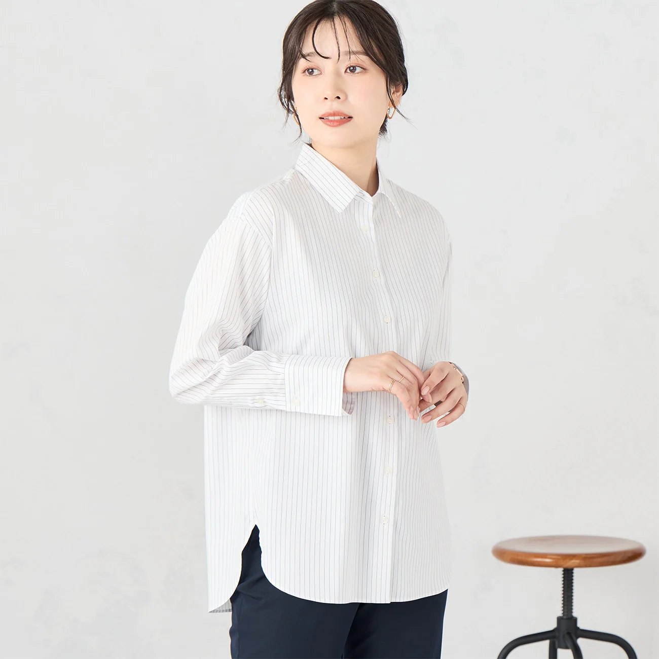 Women's Point Collar Stripe Shirt - White