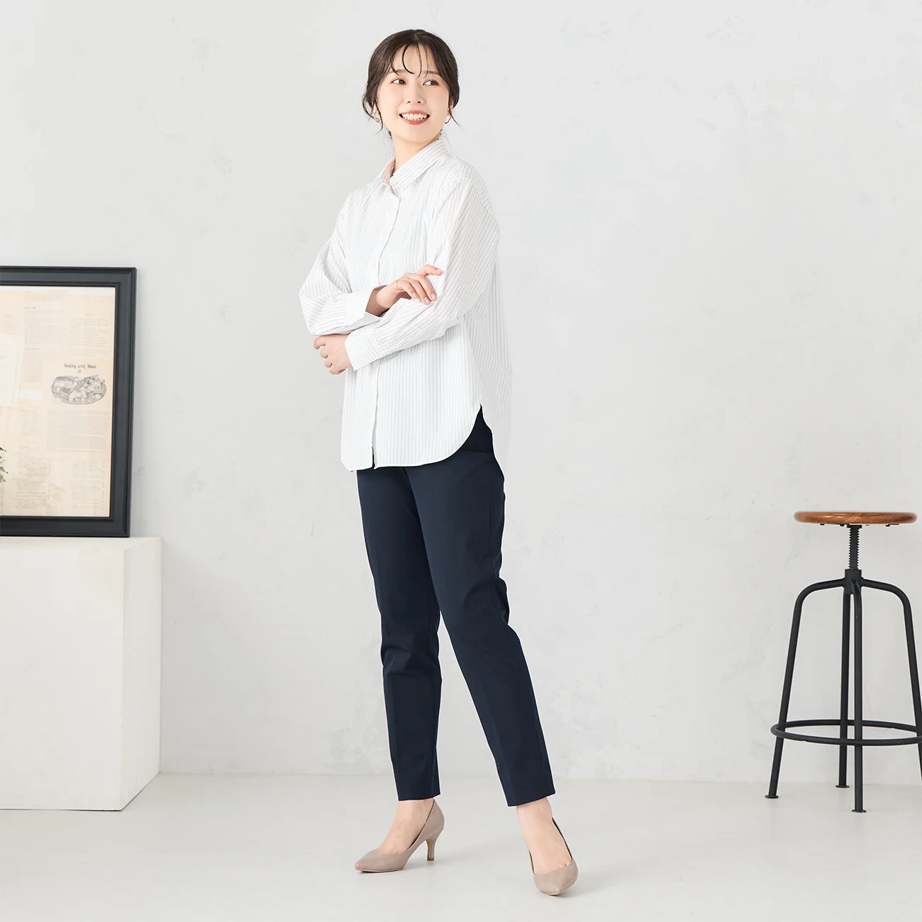 Women's Point Collar Stripe Shirt - White - Image 5