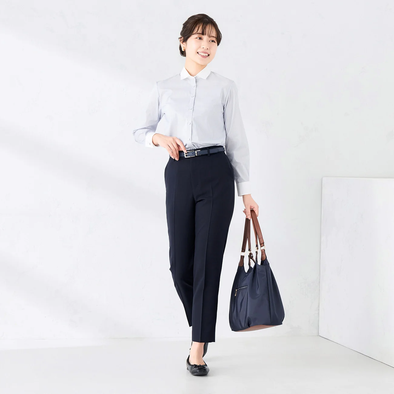 Women's Wrinkle-resistant Stretch Contrast Collar Shirt - Blue - Image 3