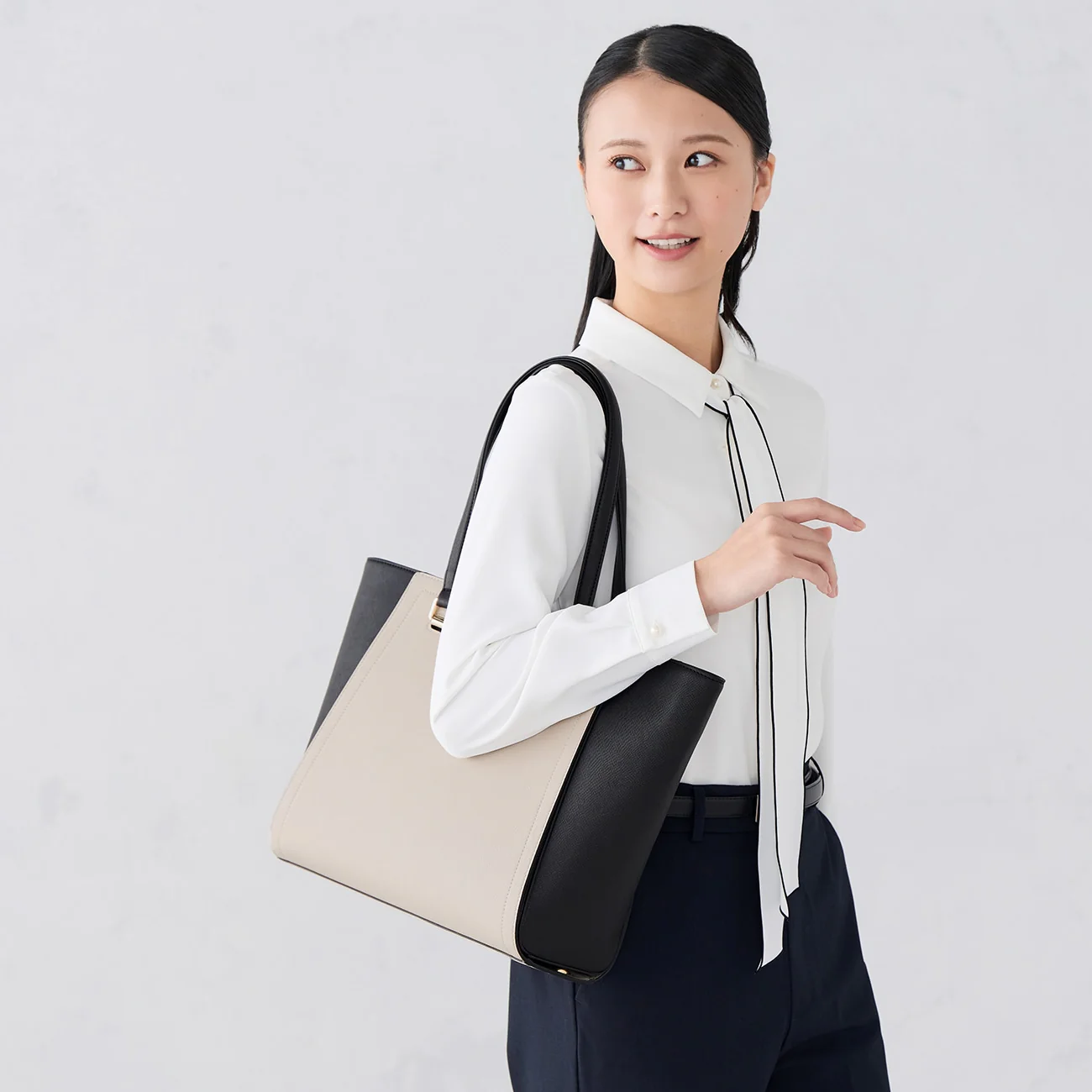 3-Way Tote Bag with Detachable Cover - Black - Image 2
