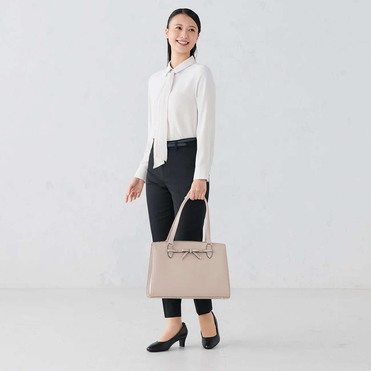 Multi-function Bag with Detachable Ribbon - Image 3