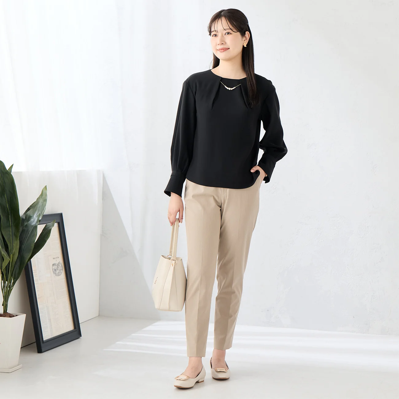 Blouse With Detachable Accessories - Image 14