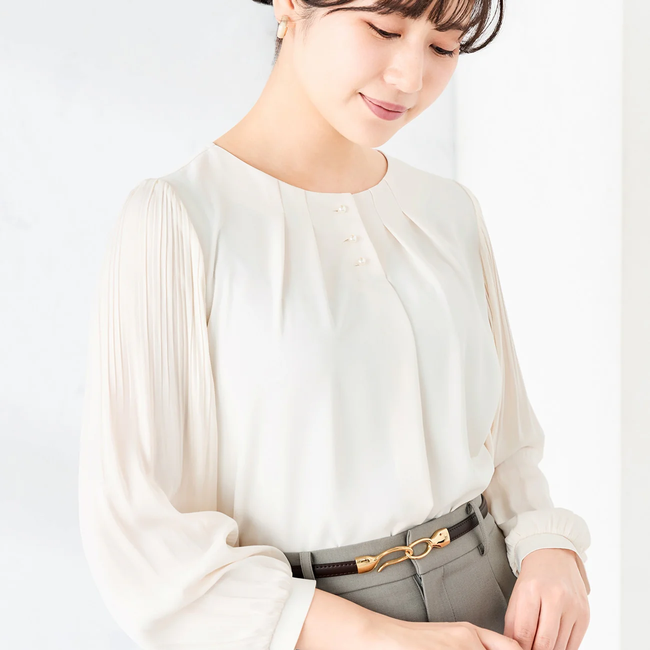 Pleated Sleeve Blouse - Image 10