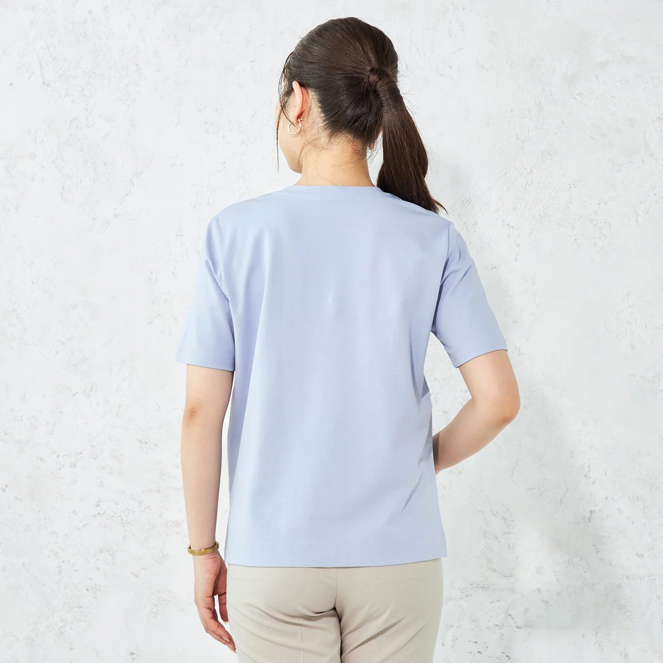 Short Sleeve Crew Neck T-shirt - Image 11