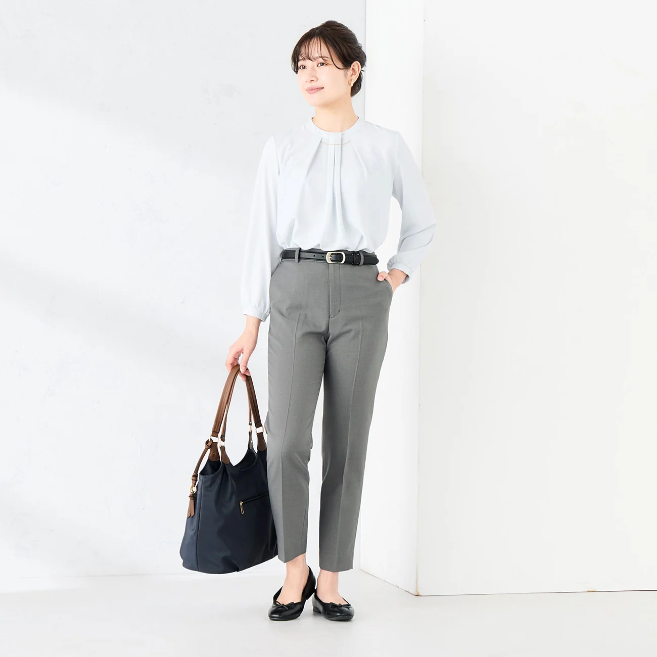 2-Way Blouse with Accessory - Image 3