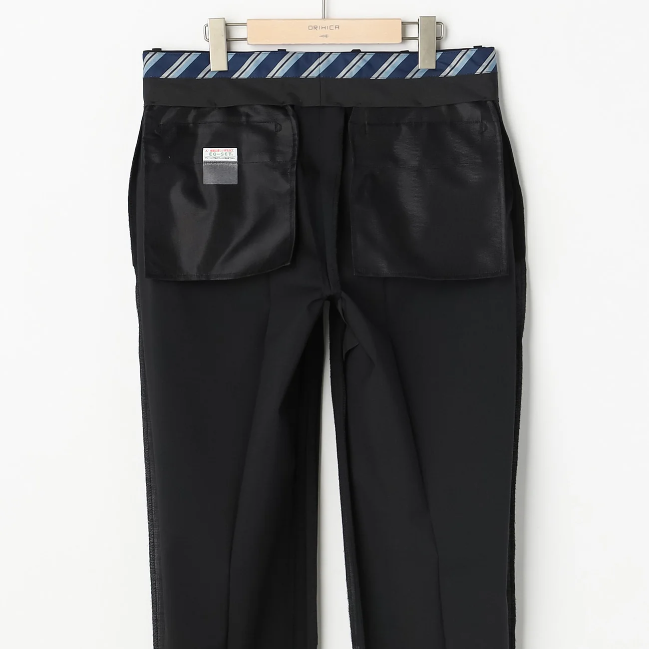 High Breathability Suit with Side Adjusters - Black - Image 12
