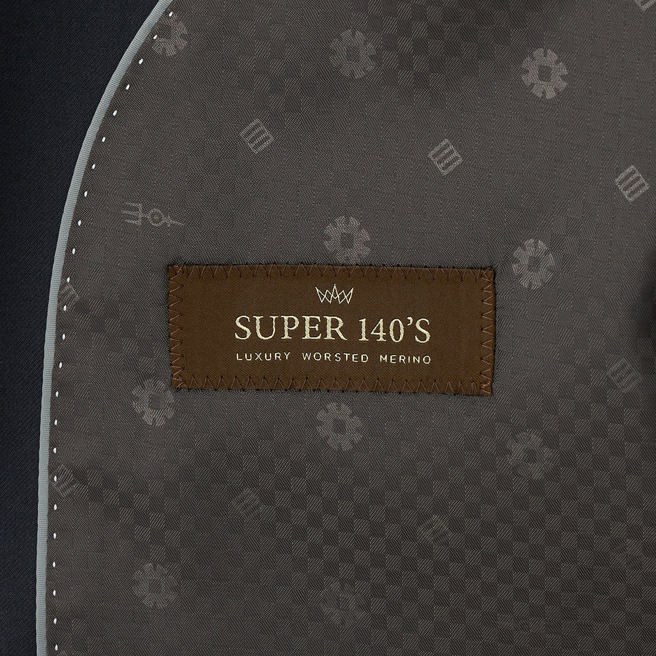 LUXE Line SUPER 140's Solid Suit - Navy - Image 15