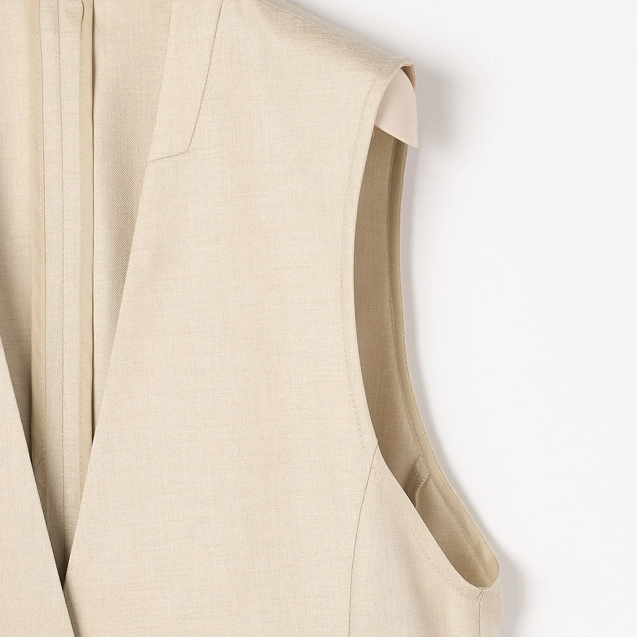 THE THIRD SUITS Linen-like Long Vest - Beige - Image 4