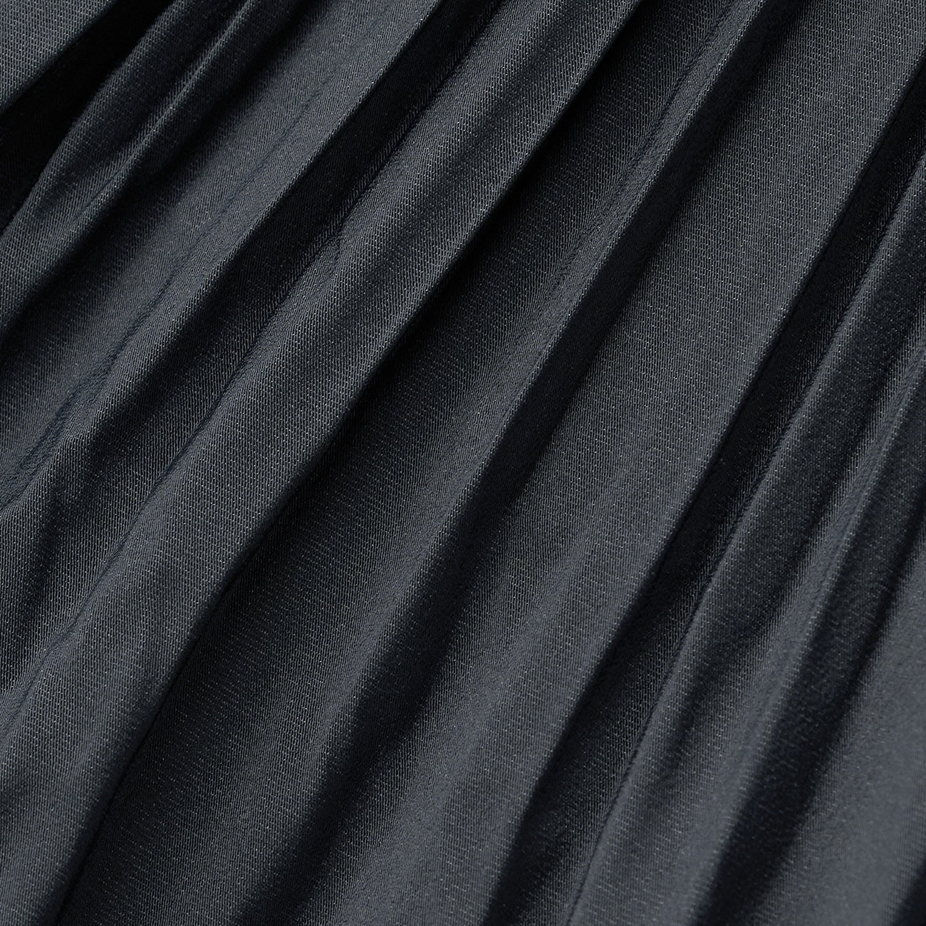 CITY TAILORED Long Pleated Skirt - Image 11