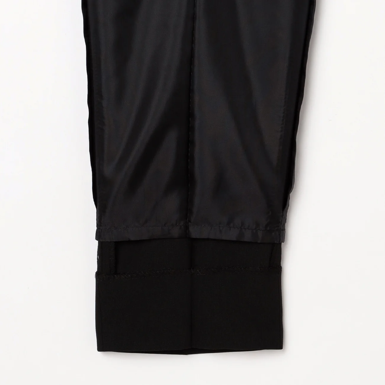 THE THIRD SUITS Cropped Pants - Black - Image 6