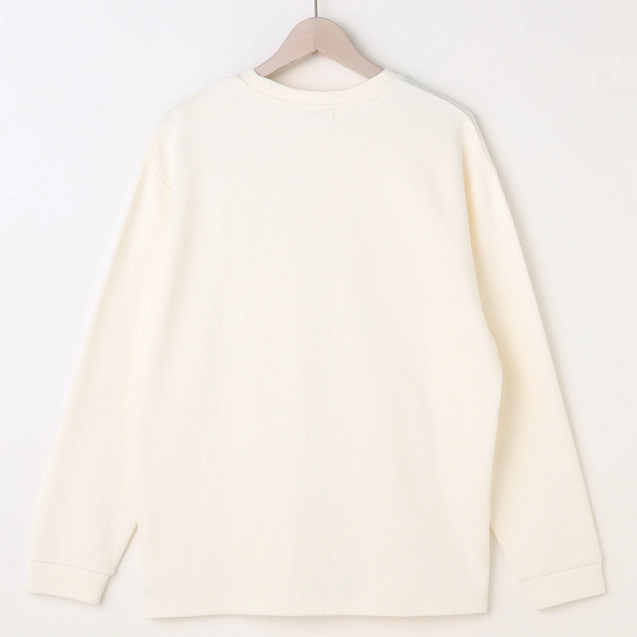 Wave Textured Crew Neck T-Shirt - Image 3
