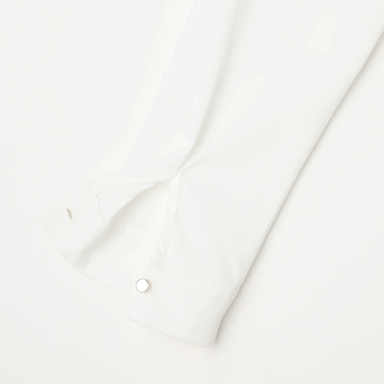 Metal Button Open-Front V-Neck Blouse - Image 14