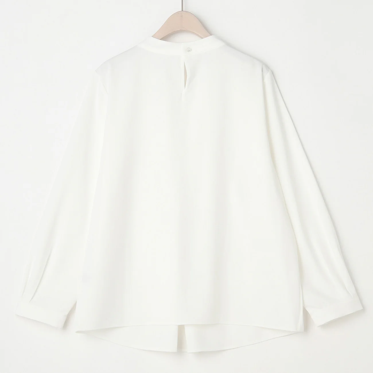 Bowtie Style Blouse - Image 14