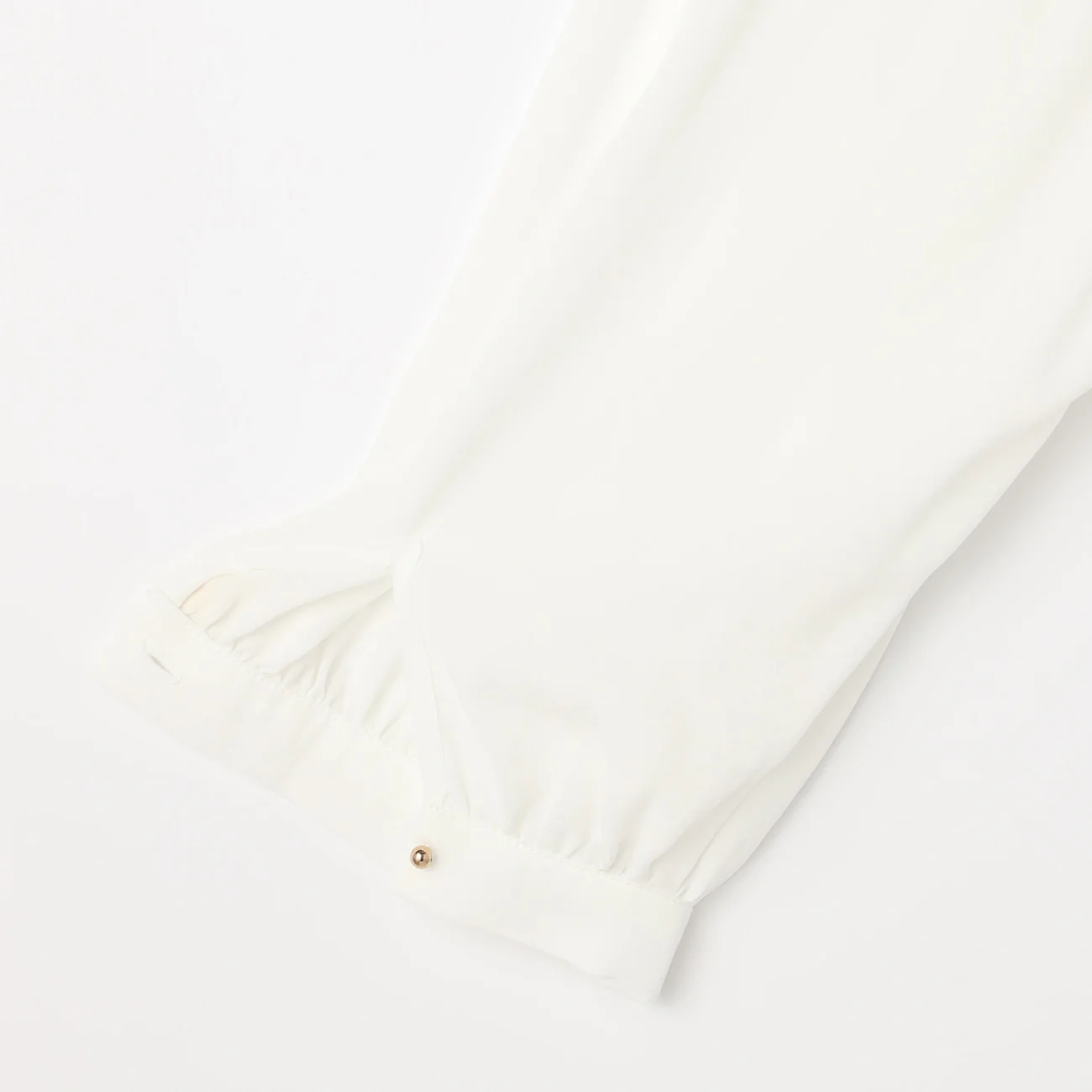 Stretch Pleated Sleeve Blouse - Image 9
