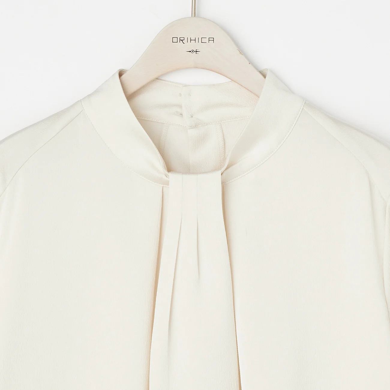 Removable Chain Bowtie Blouse - Image 7
